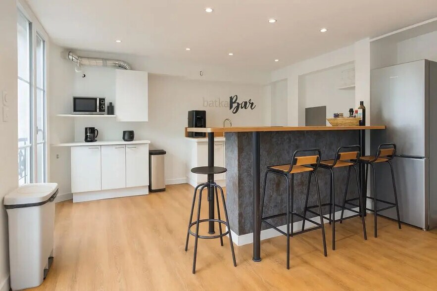 More Photos Of 17 Boulevard Saint-Martin, Paris Apartments For Sale