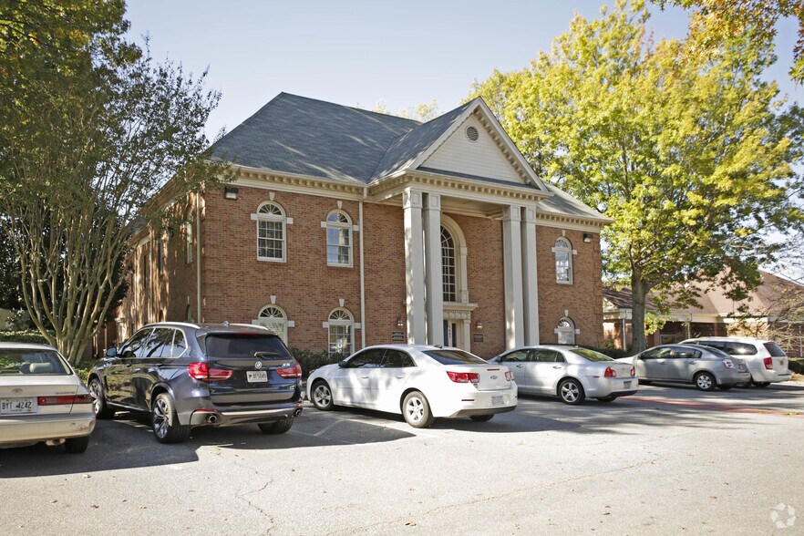 Primary Photo Of 1441 Dunwoody Village Pky, Dunwoody Office For Lease
