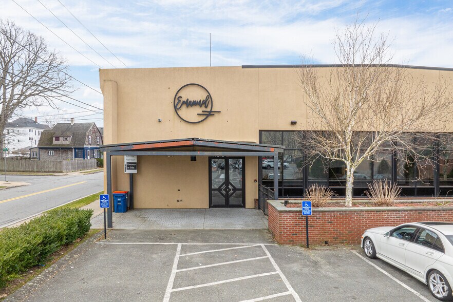 More Photos Of 376 Nash Rd, New Bedford Refrigeration Cold Storage For Sale