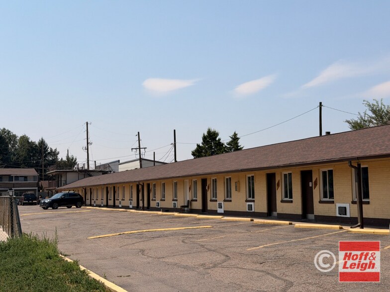 More Photos Of 505 Sheridan Blvd, Lakewood Hotel For Sale