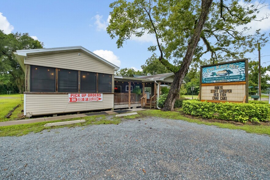 More Photos Of 892 Woodville Hwy, Crawfordville Restaurant For Sale