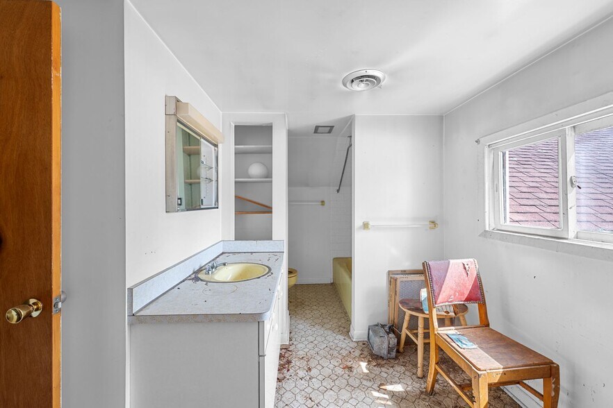 More Photos Of 67 US Highway 46, Budd Lake Storefront Retail Office For Sale