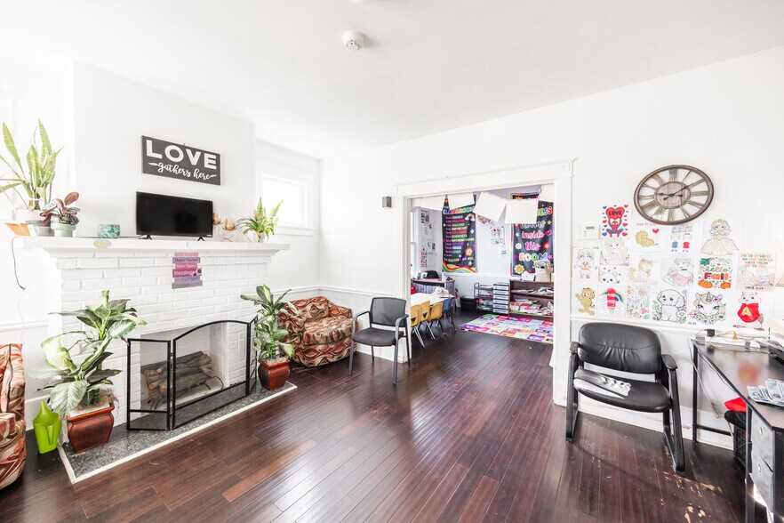 More Photos Of 5717 Midlothian Tpke, Richmond Office For Sale