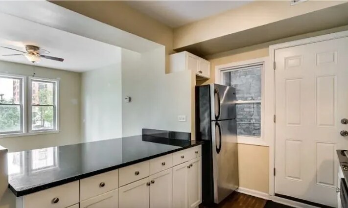 More Photos Of 3240 N Clark St, Chicago Apartments For Sale