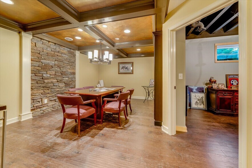 More Photos Of 55 Sullys Trl, Pittsford Office For Lease