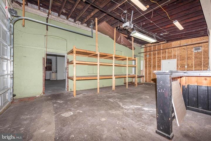 More Photos Of 242 S Dean St, Baltimore Warehouse For Lease