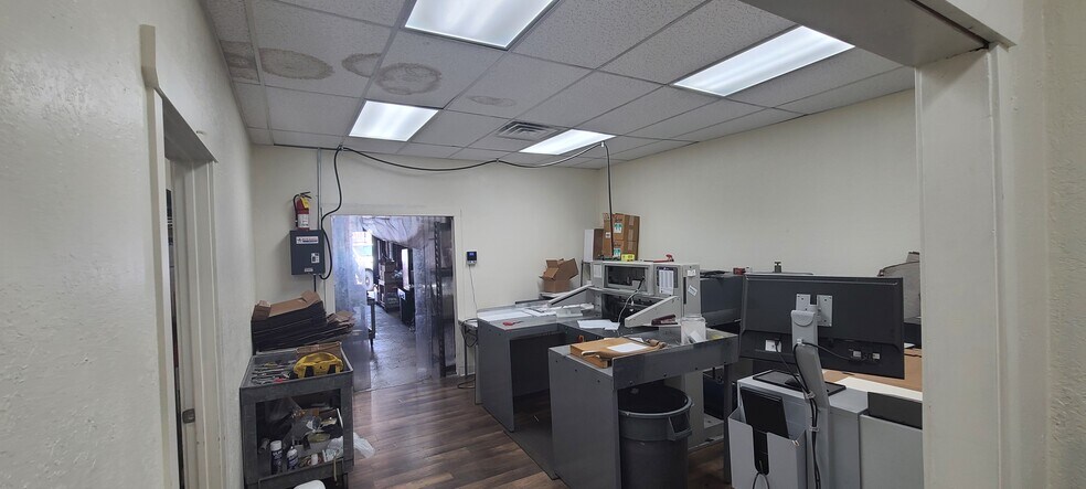 More Photos Of 2585 S State St, Salt Lake City Unknown For Lease