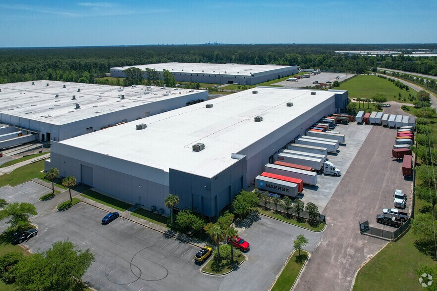 More Photos Of 201 Luken Rd, Goose Creek Warehouse For Lease