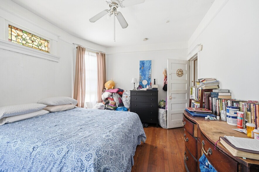 More Photos Of 25 Saratoga Ave, Yonkers Apartments For Sale