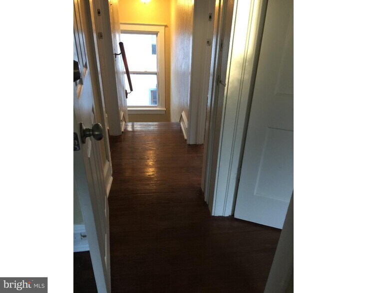 More Photos Of 841 Edge Hill Rd, Glenside Apartments For Sale