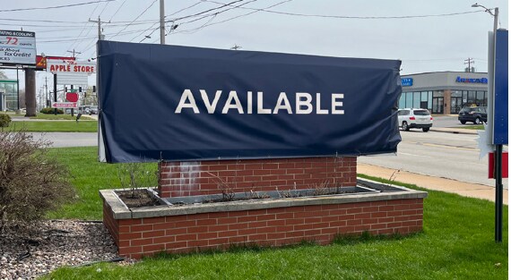 More Photos Of 1518 W Mason St, Green Bay Freestanding For Lease