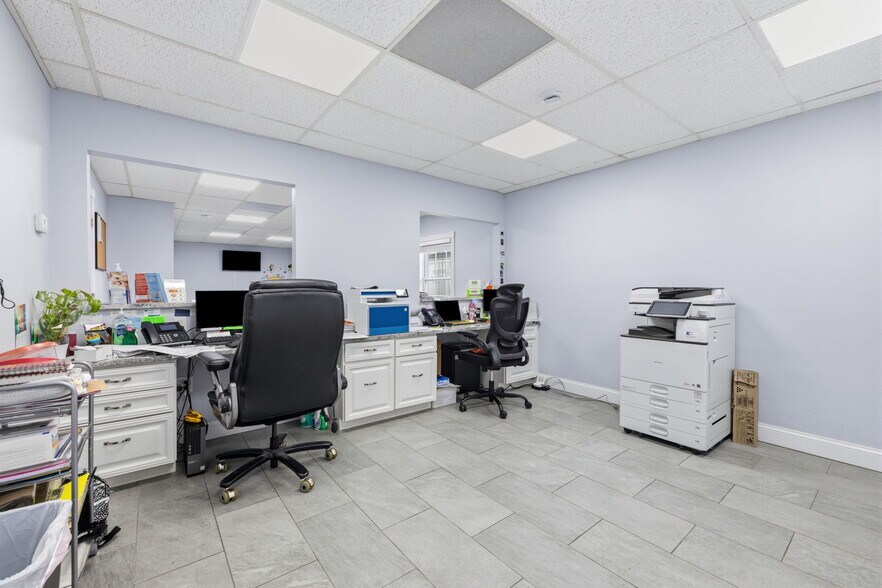 More Photos Of 507 E Dr Martin Luther King Jr Blvd, Tampa Medical For Sale