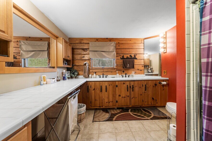 More Photos Of 365 Meade Rd, Susquehanna Specialty For Sale