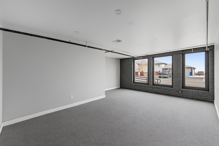 More Photos Of 333-339 Main St, Mead Storefront For Sale