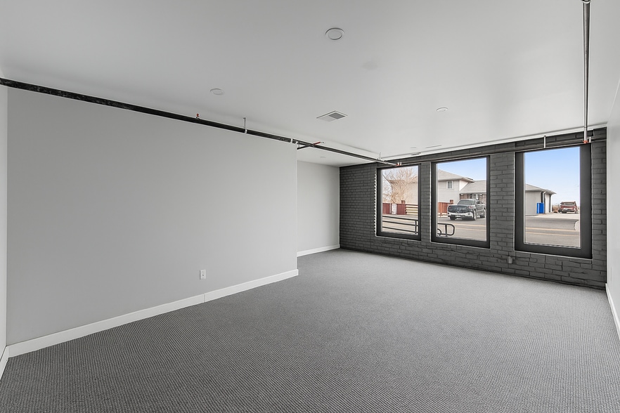 More Photos Of 333-339 Main St, Mead Storefront For Sale