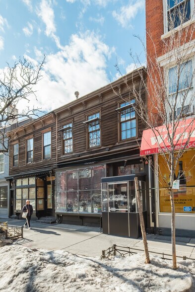 More Photos Of 189 9th Ave, New York Storefront Retail Residential For Sale