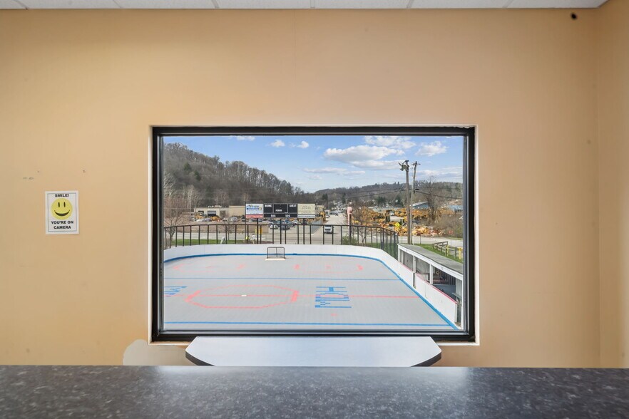 More Photos Of 4491 School Rd S, Export Freestanding For Sale