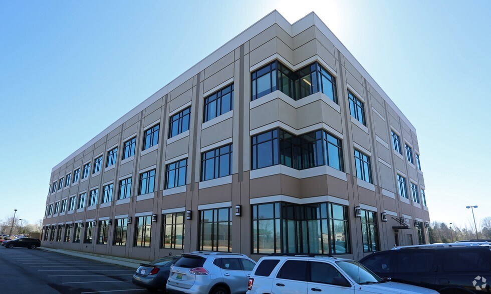 More Photos Of 1041 Balch Rd, Madison Medical For Lease