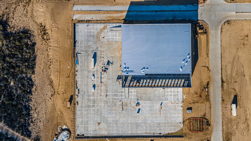 More Photos Of Maritime Loop, Laredo Warehouse For Sale