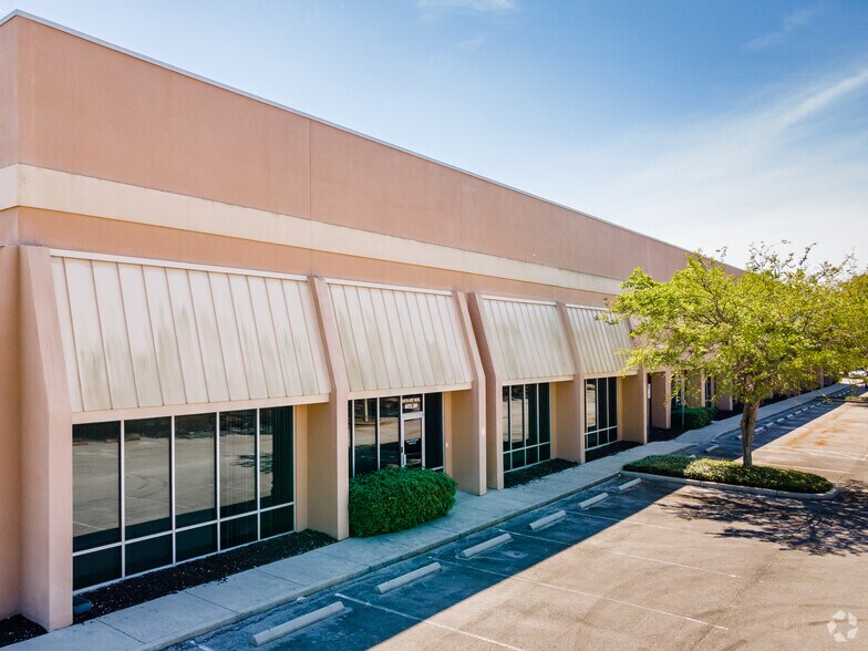 More Photos Of 14175 Icot Blvd, Clearwater Light Manufacturing For Lease