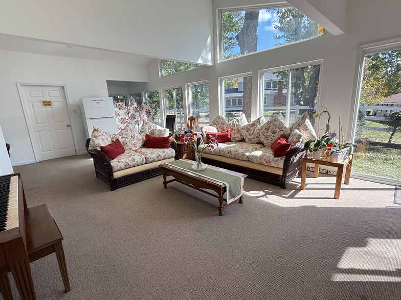 More Photos Of 4 Broomall Ct, Silver Spring Congregate Senior Housing For Sale