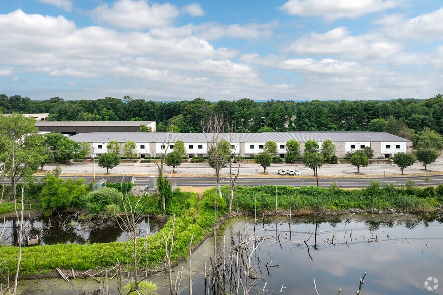 More Photos Of 210 West Parkway, Pompton Plains Light Distribution For Lease