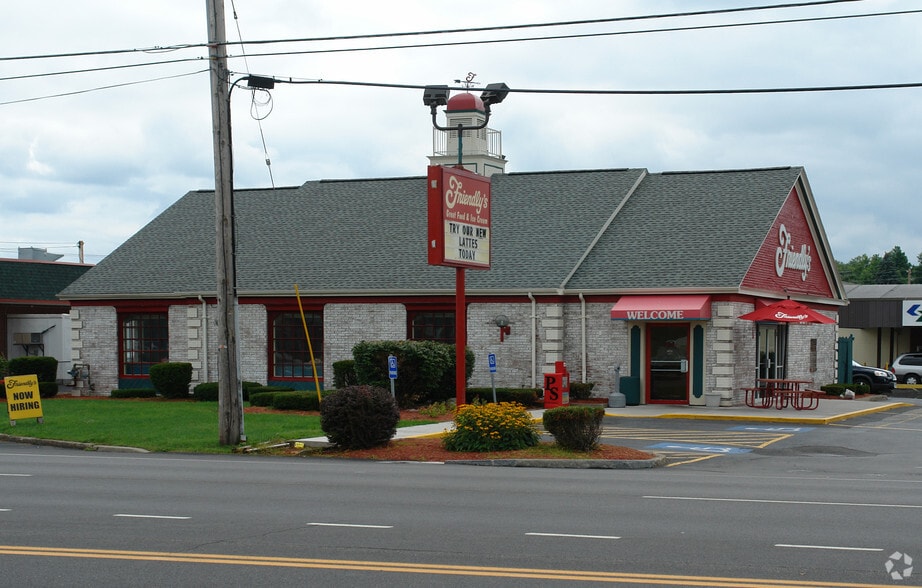 More Photos Of 5407 W Genesee St, Camillus Storefront Retail Office For Lease