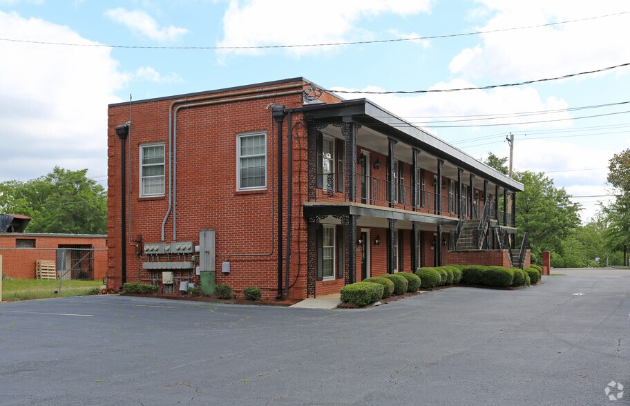 More Photos Of 1911 Barnwell St, Columbia Office Residential For Lease