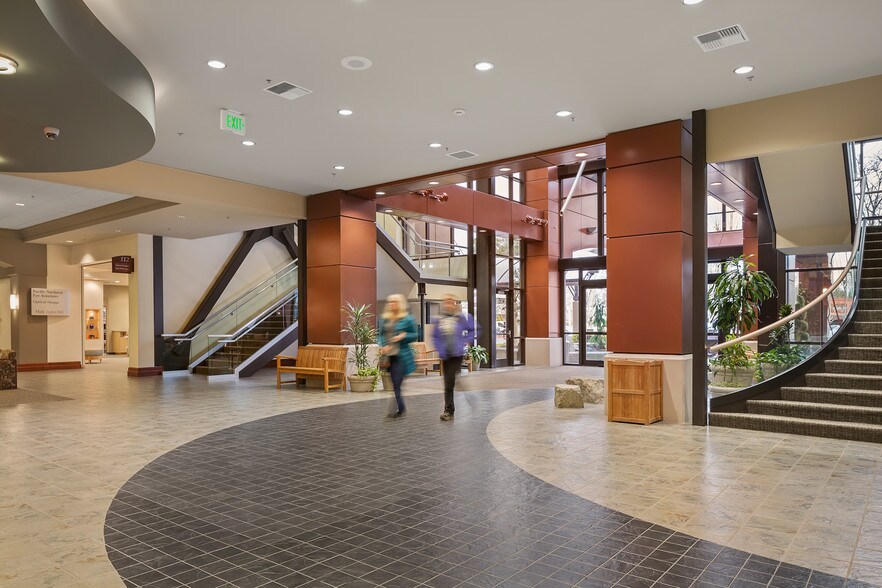More Photos Of 4700 Point Fosdick Dr, Gig Harbor Medical For Lease