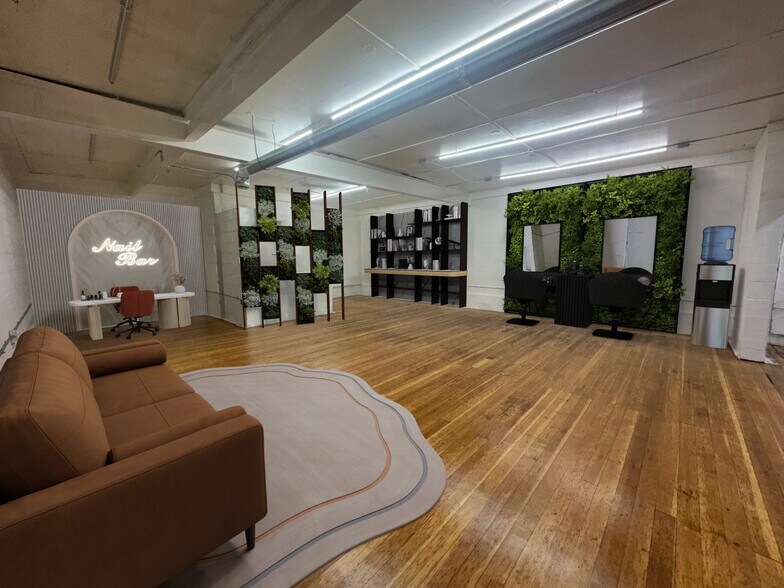 More Photos Of 1301 Brownell Ave, Lorain Service For Sale