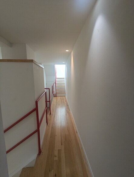 More Photos Of 150 W 58th St, New York Apartments For Lease