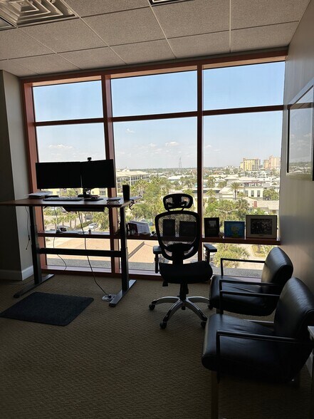 More Photos Of 320 1st St N, Jacksonville Beach Office Residential For Sale