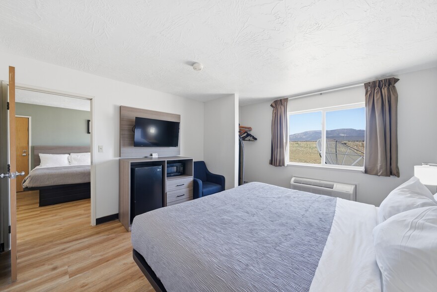 More Photos Of 626 W 1400 N, Beaver Hotel For Sale