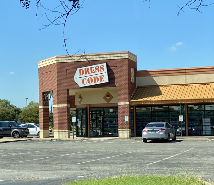 Primary Photo Of 2685 S Perkins Rd, Memphis Freestanding For Lease