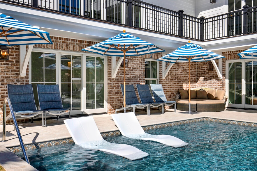 More Photos Of 104 17th pl, Tybee Island Multifamily For Sale