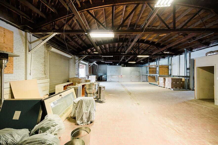 More Photos Of 845 S Topeka Ave, Fresno Manufacturing For Sale