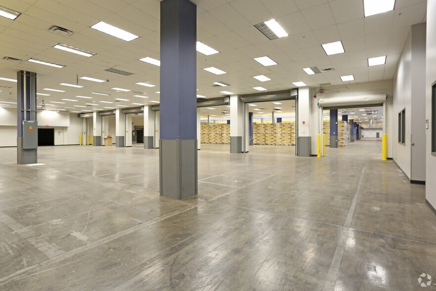 More Photos Of 2600 Manitou Rd, Rochester Research And Development For Sale