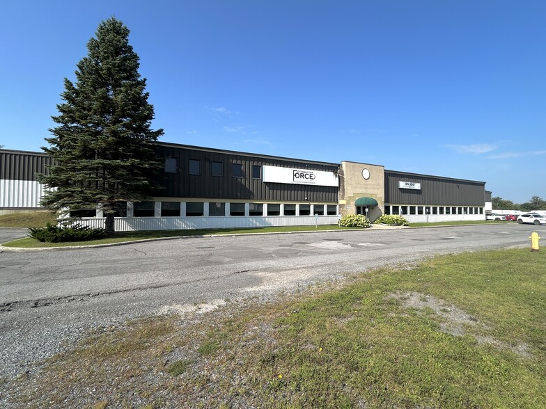 Primary Photo Of 5977 Hazeldean Rd, Ottawa Warehouse For Lease