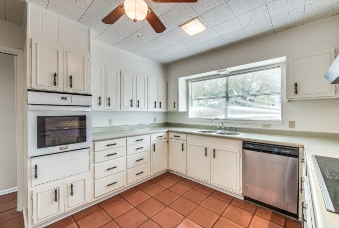 More Photos Of 101 Pine View Dr, Boerne Office Residential For Lease