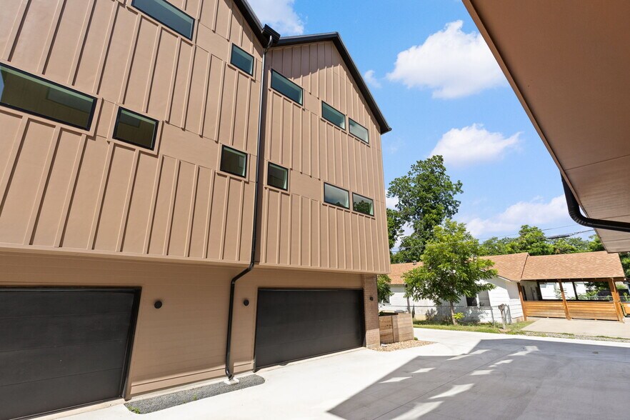 More Photos Of 3528 Gonzales st, Austin Land For Sale