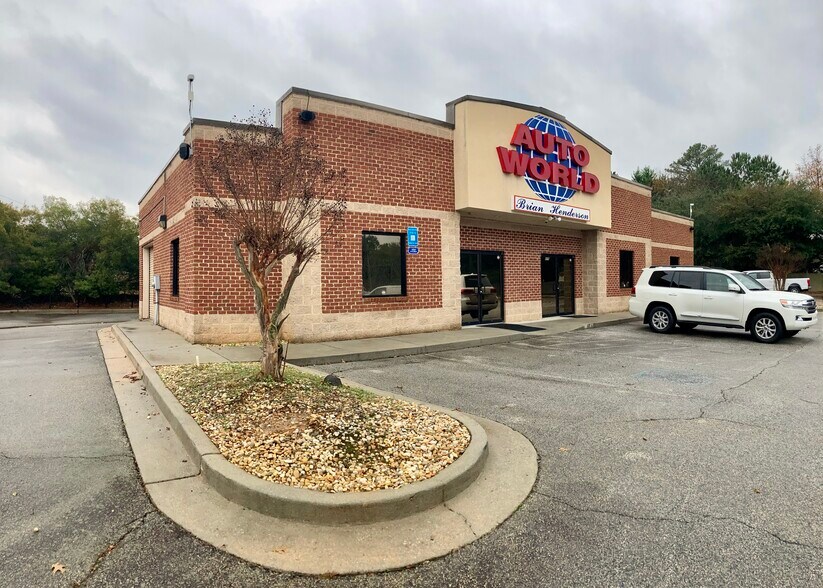 More Photos Of 470 Highway 155 S, McDonough General Retail For Sale