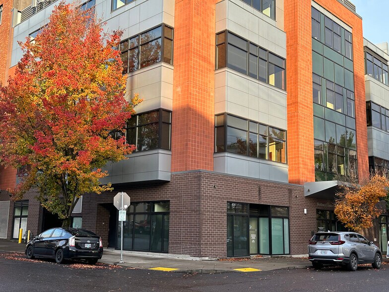 More Photos Of 1515 NW 18th Ave, Portland Medical For Lease