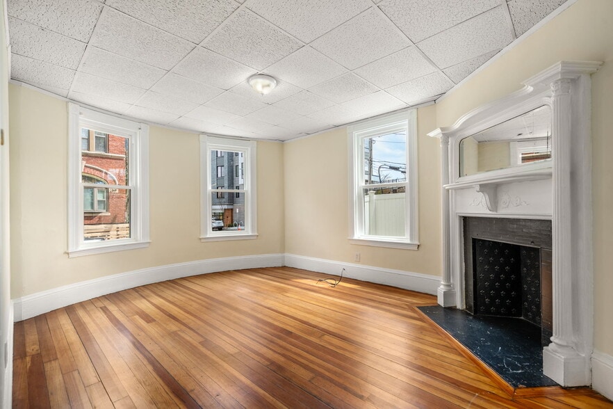 More Photos Of 10 Royal St, Boston Multifamily For Sale
