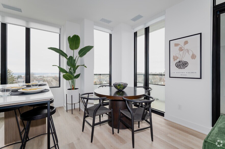 More Photos Of 500 Upper Wellington St, Hamilton Apartments For Lease