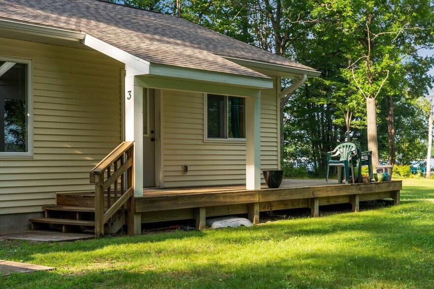 More Photos Of 3551 W Otsego Lake Dr, Gaylord Manufactured Housing Mobile Home Park For Sale