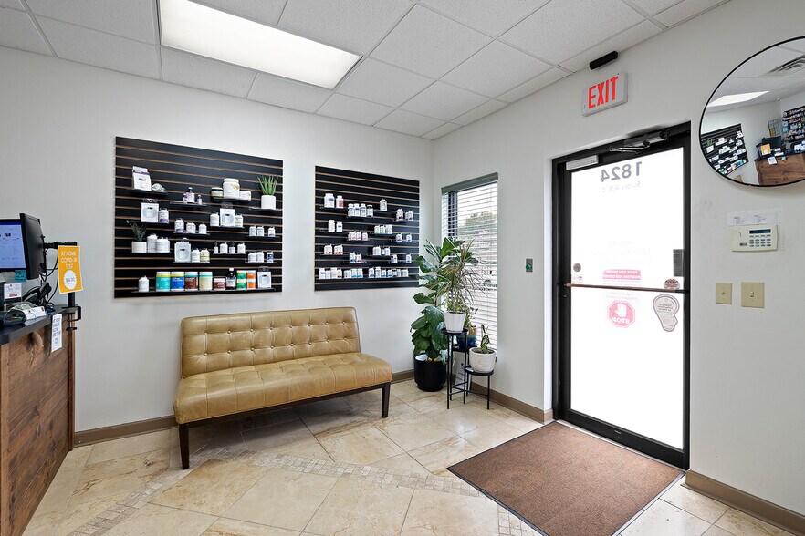 More Photos Of 1824 N Hwy CC, Nixa Medical For Lease