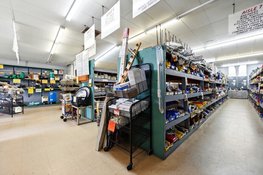 More Photos Of 110 N State Road 19, Palatka Auto Repair For Sale