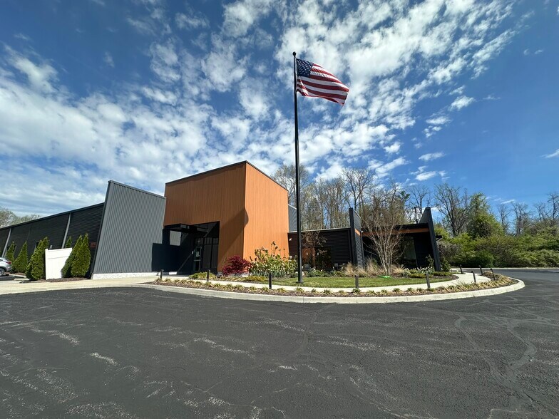 Primary Photo Of 2200 S Main St, Blacksburg Office For Sale