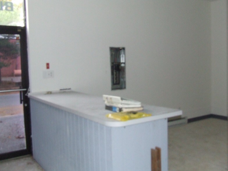 More Photos Of 876 N Lenola Rd, Moorestown Warehouse For Lease
