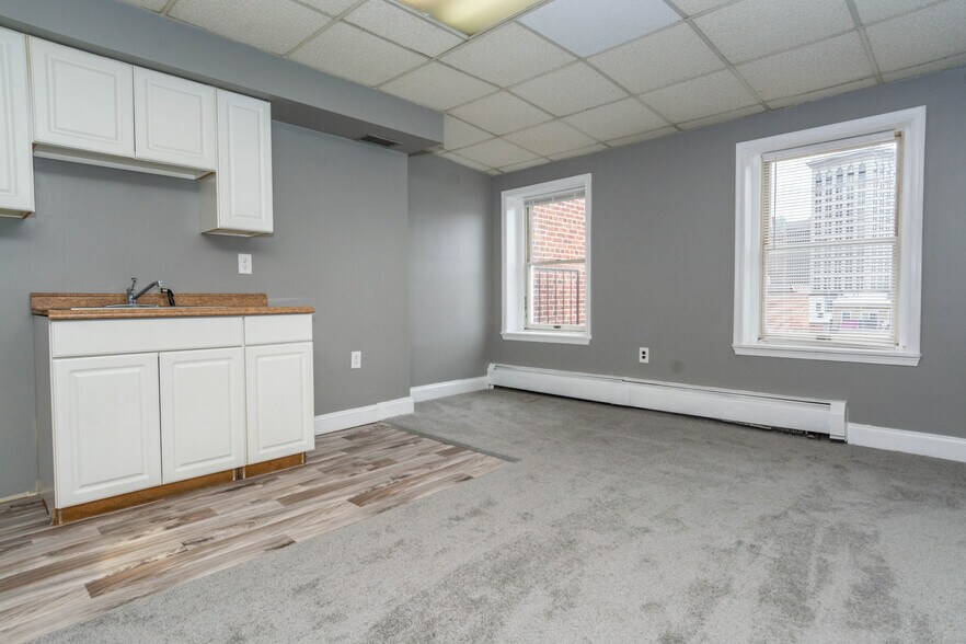 More Photos Of 115 W Mulberry St, Baltimore Office Residential For Sale